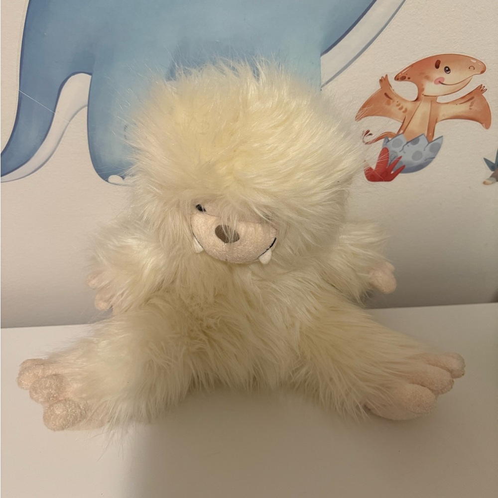 Jellycat Yani Yeti *RETIRED RARE*